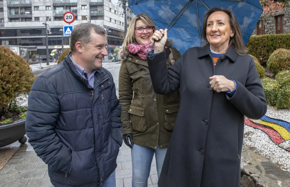 Els candidat encarregats d'explicar les propostes.