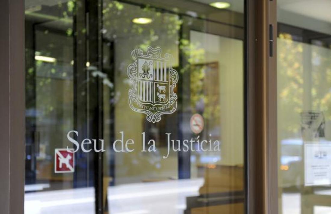 5.669 electors han votat ja a través de la Batllia.