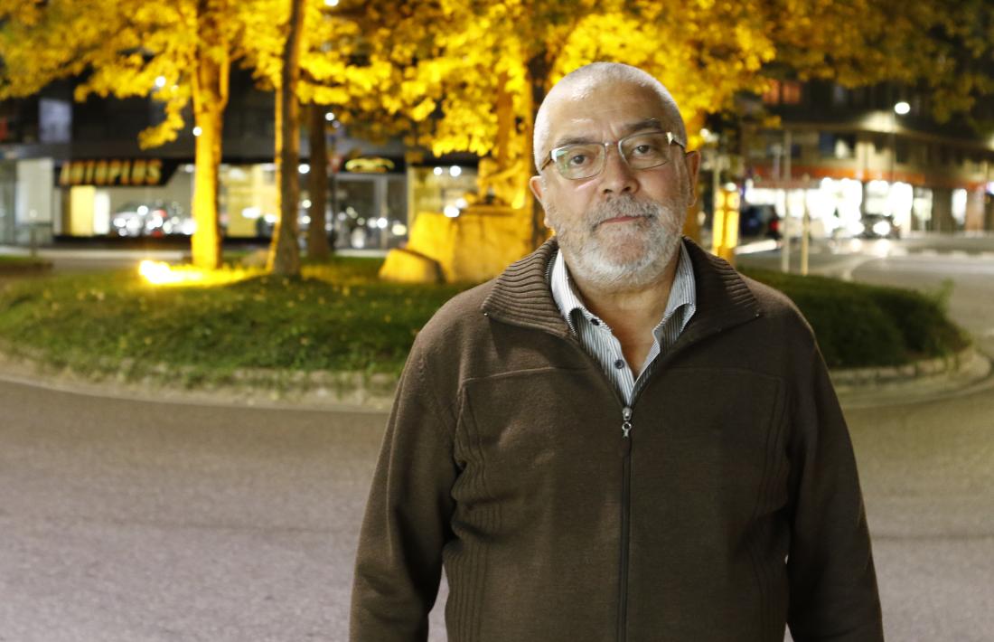 Valls va publicar fa un mes ‘El dinovè protocol’, i ara hi torna amb ‘Entre l’infern i la glòria’.
