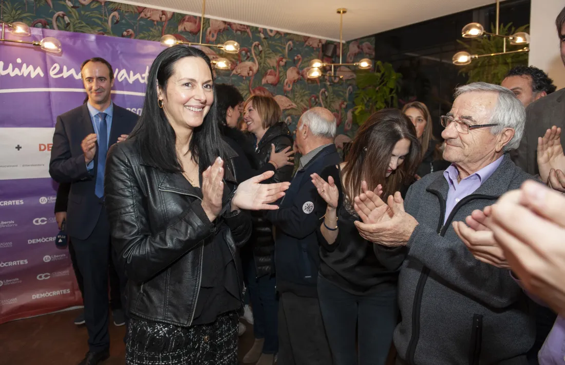 La cònsol major electa de la Massana, Olga Molné, amb els integrants de CC+DA+L’A. 