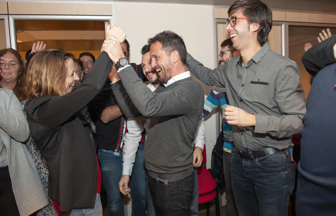 Rosa Gili i Pere López celebren el triomf a Escaldes-Engordany.