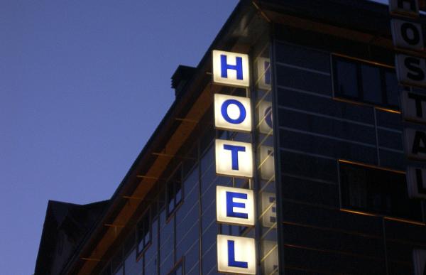 p._11_hotel