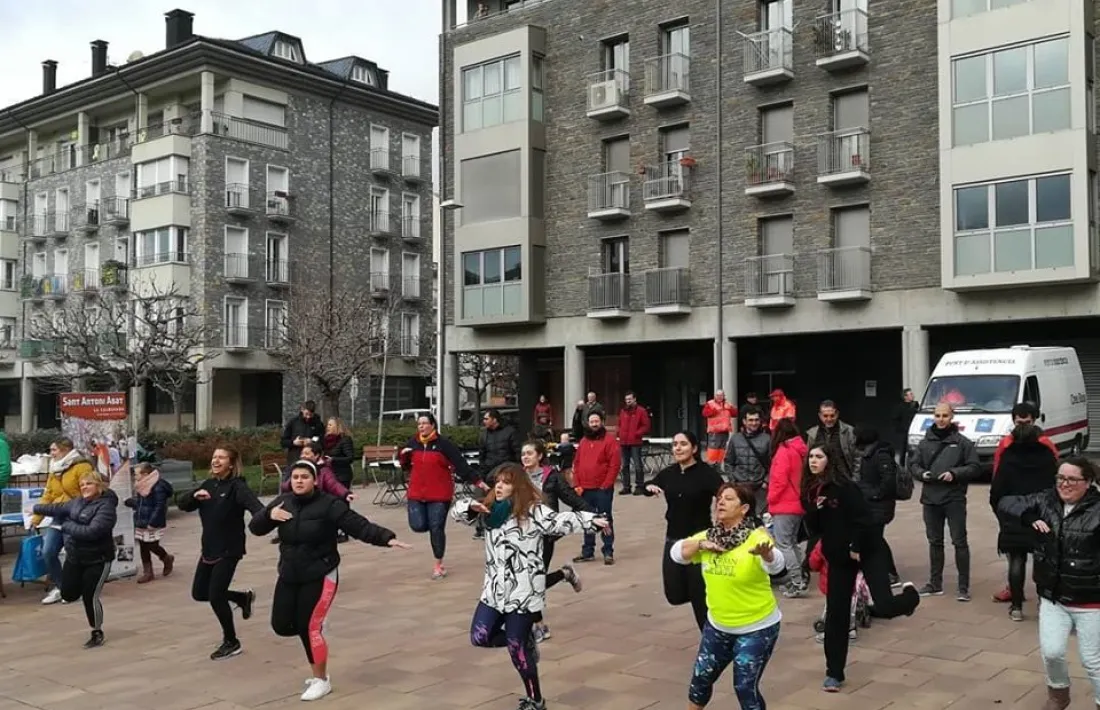 Una de les activitats organitzades per recollir fons per a La Marató de TV3.
