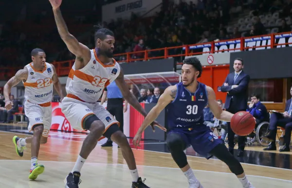 p._19_central_patras_vs_morabanc