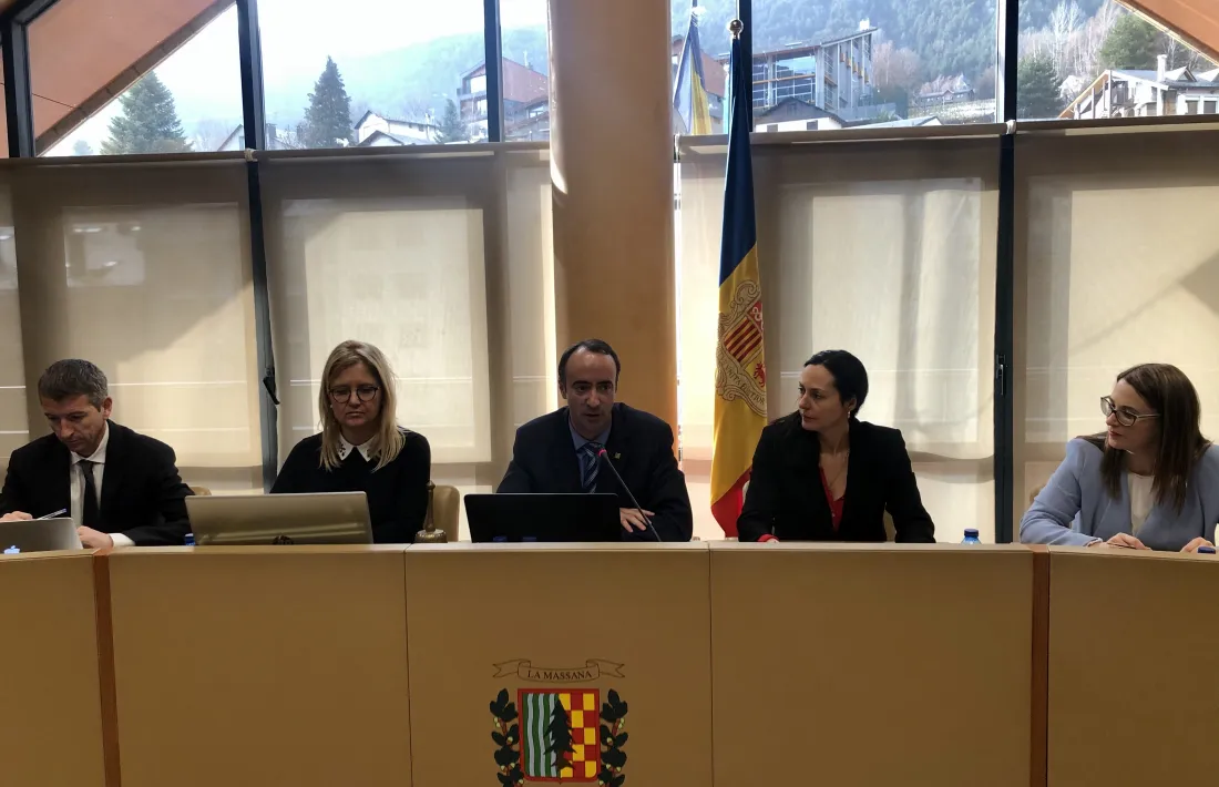 Un moment de la sessió del consell del Comú de la Massana, ahir.
