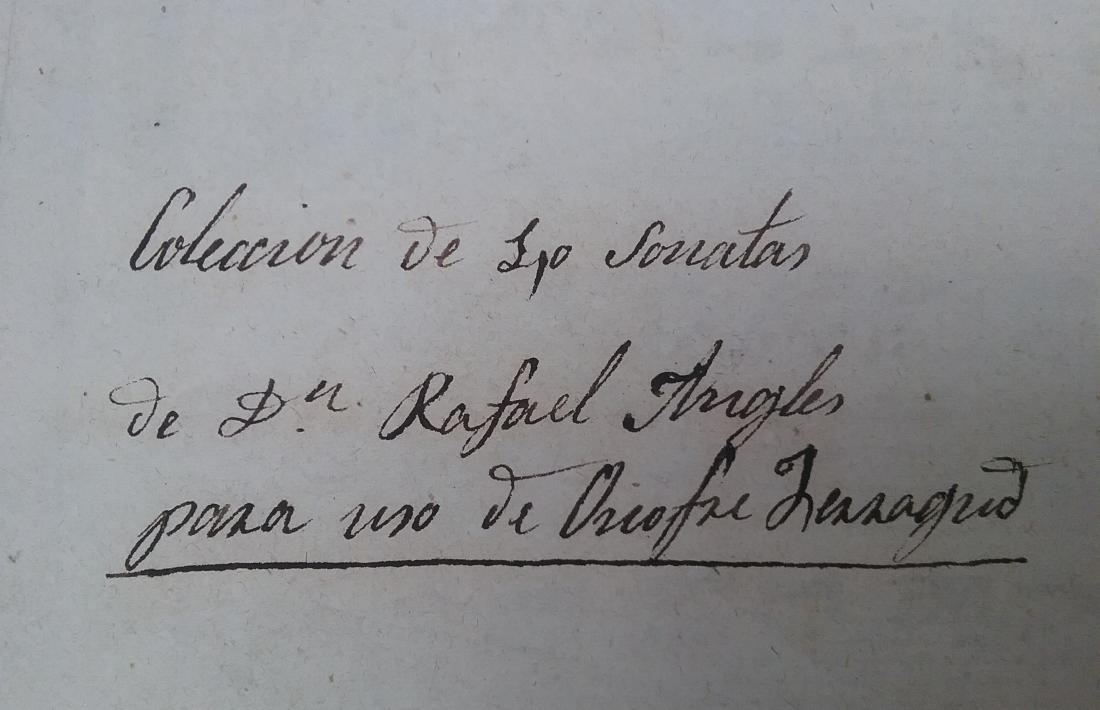 Portada del ‘Manuscrit Ferragud’, amb la transcripció de quaranta sonates d’Anglés, i caràtula del cedé, enregistrat a l’orgue històric de Villarquemado: el trobaran a la Puça.