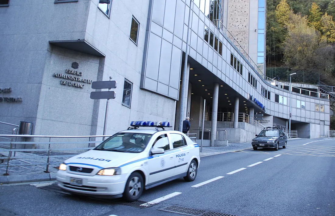La setmana passada la policia va detenir 17 persones per la comissió de diferents delictes.