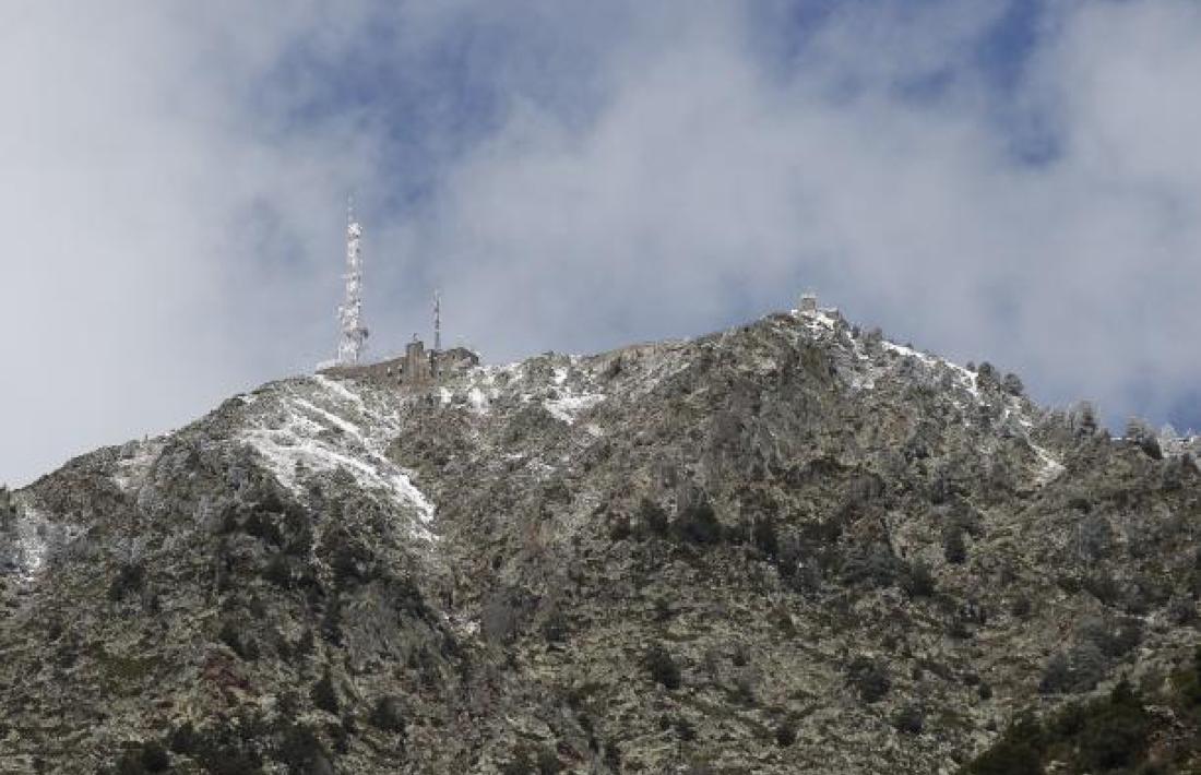 Vista del pic de Carroi, punt on hauria d’arribar el telefèric.