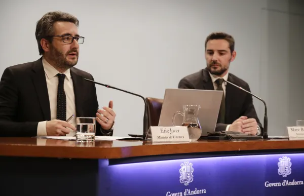 p._07_-_fmi_-_govern_-_foto_fs