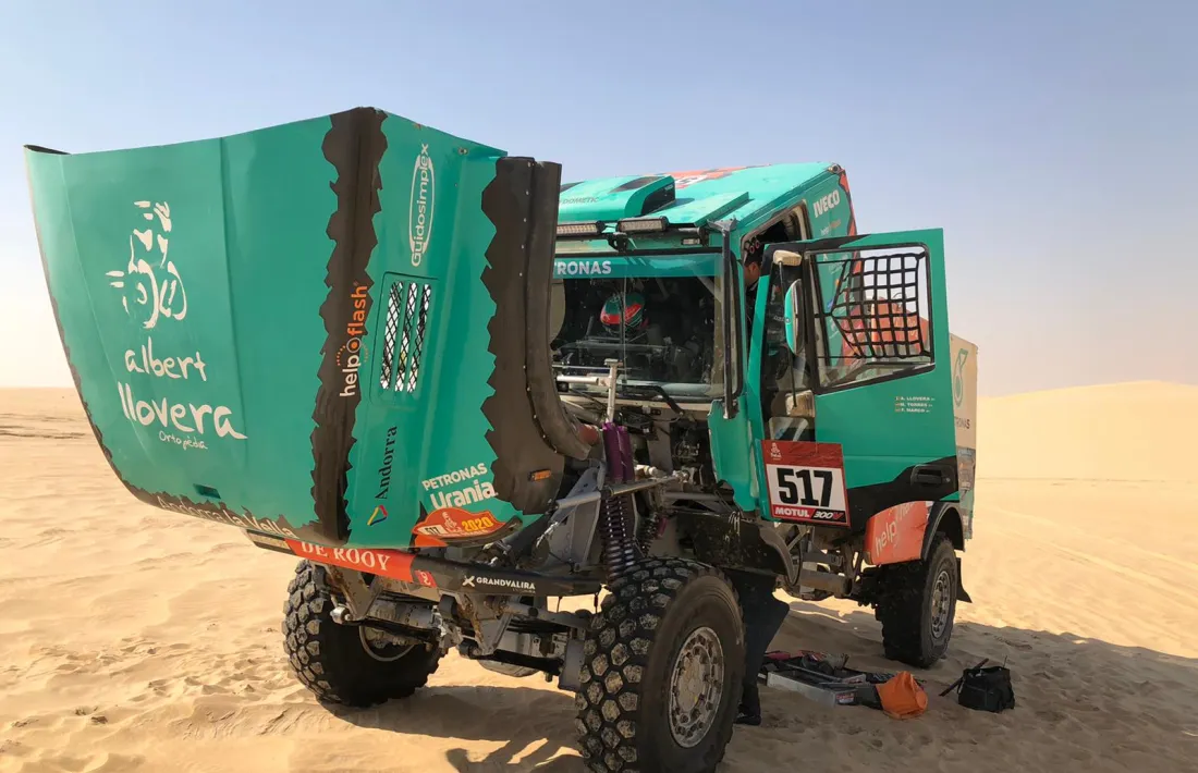 L’Iveco del Team de Rooy-Petronas, que pilota Albert Llovera, al Ral·li Dakar.