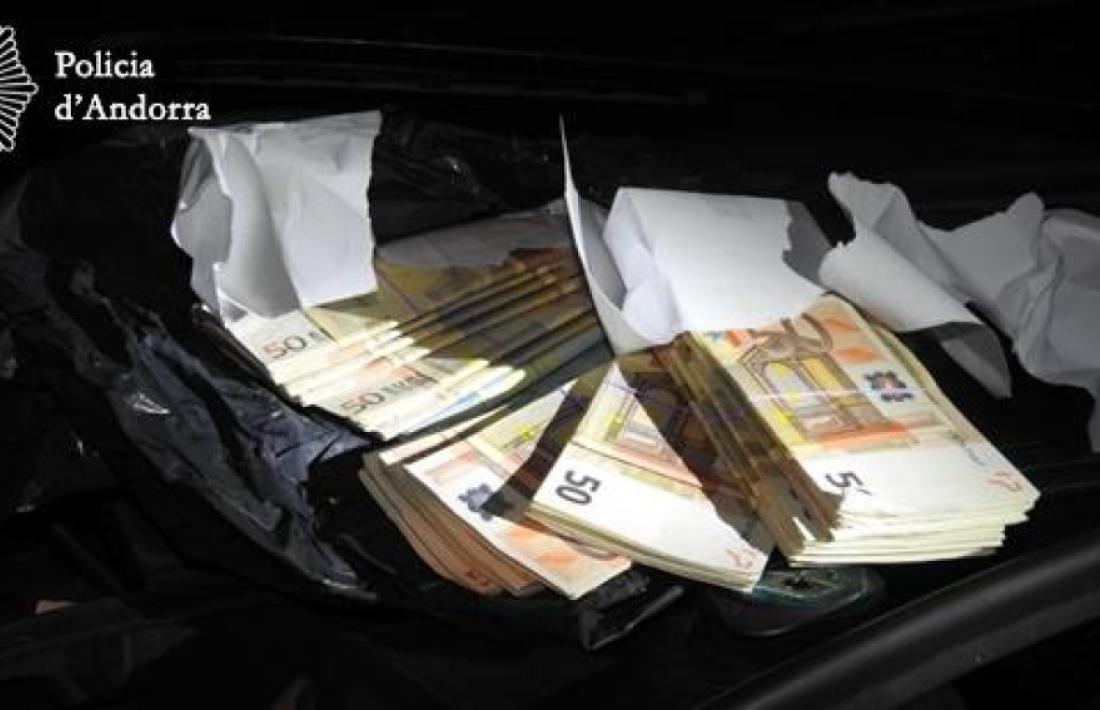 Part dels diners en efectiu que es van trobar durant l’operació ‘Unlucky’.