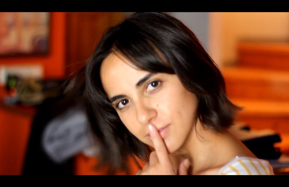 Elena Santiago és Alícia, la protagonista de ‘Pròfugs’.
