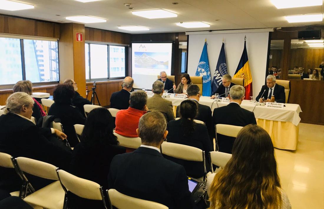 Un moment de la presentació del Congrés de neu i muntanya a la seu de l’OMT.
