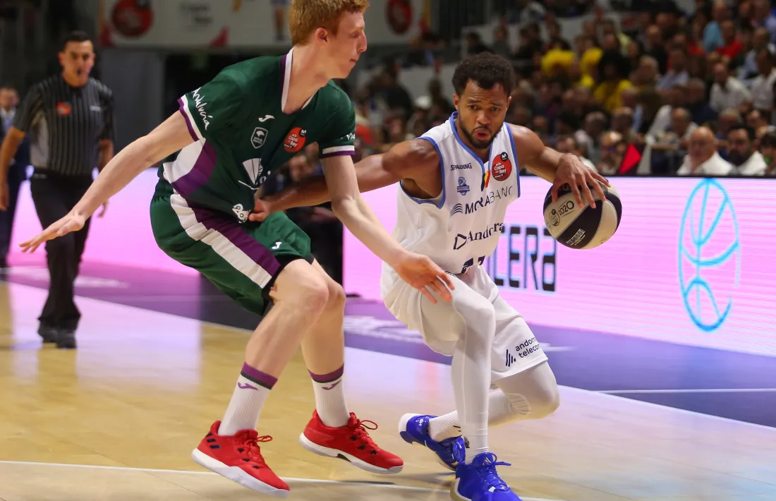 Clevin Hannah va ser el millor del BC MoraBanc contra Unicaja Màlaga