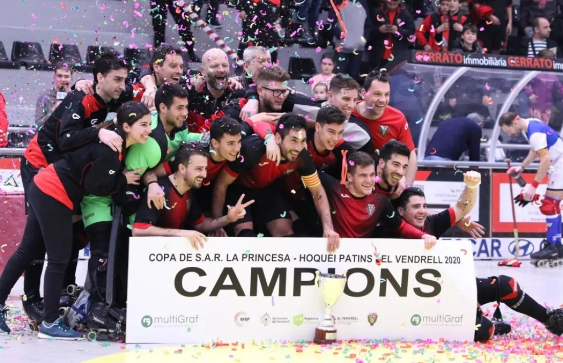 Gerard Miquel, el tercer a sota per la dreta, suma un títol més al seu palmarès.