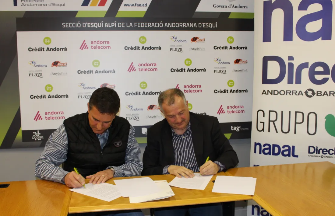 ‘Pepi’ Pintat, president de la FAE, amb Bartumeu Gabriel, d’Autocars Nadal-Grup Julià.