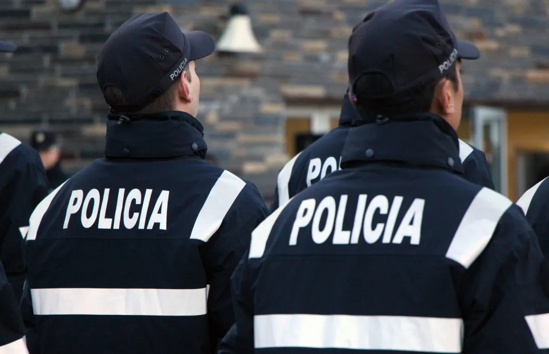 Agents del Cos de Policia.