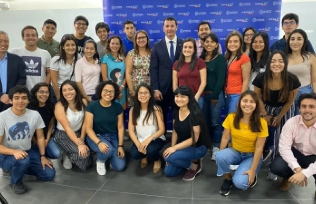 Gallardo en la seva visita a la Universidad del Pacífico de Lima. Foto: Actua