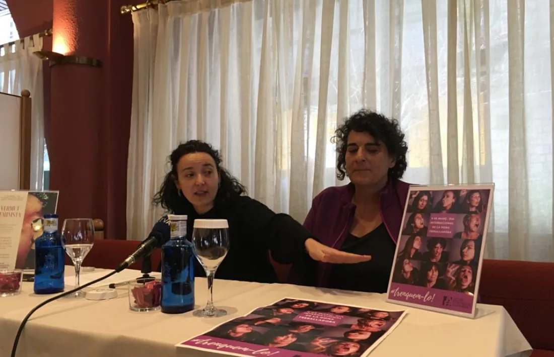 Aurora Baena i Antònia Escola en la presentació dels actes amb motiu del Dia de la dona treballadora, ahir.