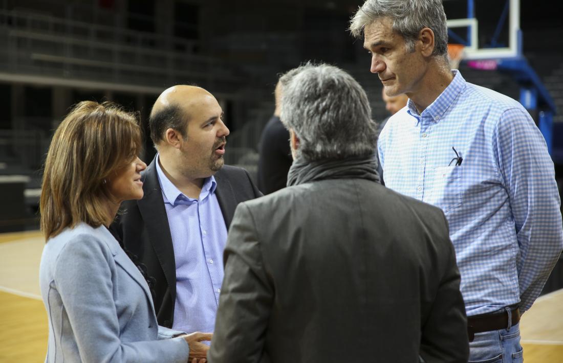 Gorka Aixàs i Antonio Martín xerren ahir al Poliesportiu.