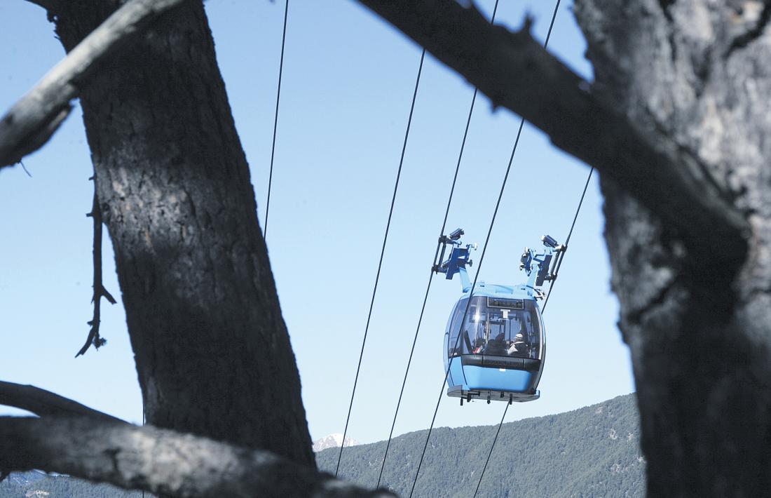 Vista d’una cabina del Funicamp.