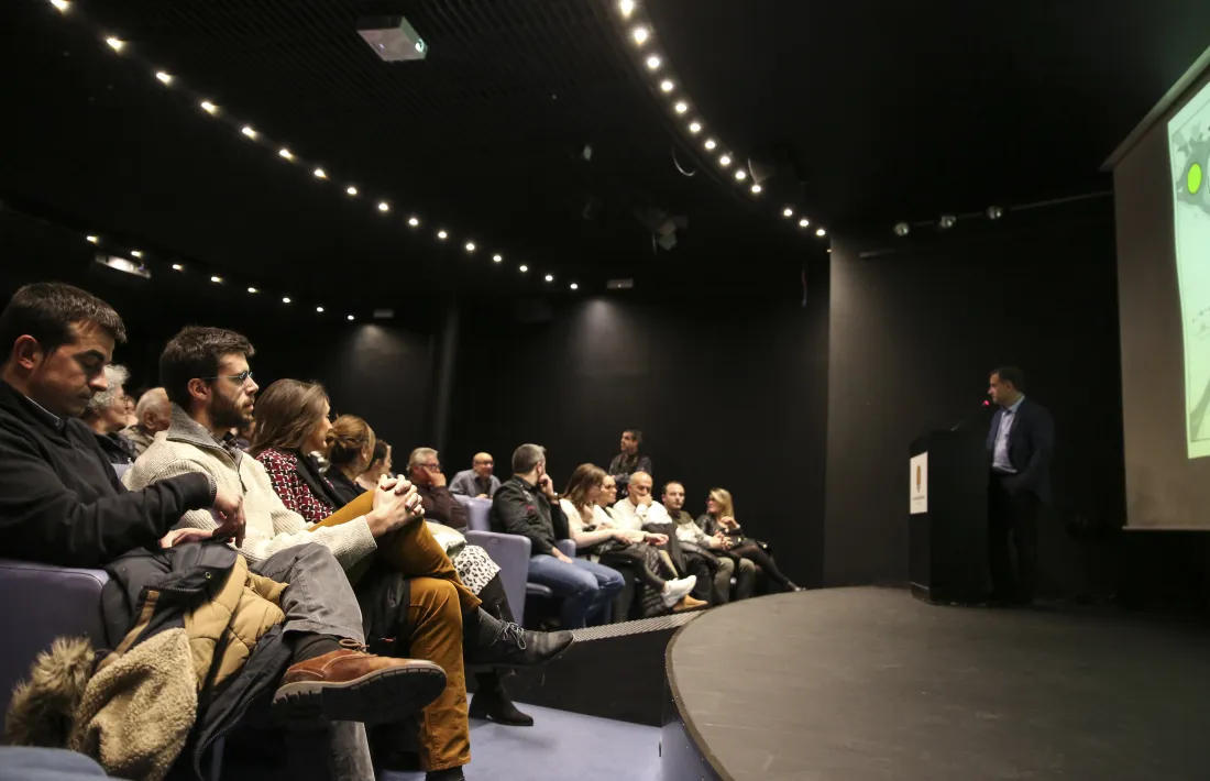 Un instant de la reunió informativa celebrada ahir al vespre a Sant Julià de Lòria.