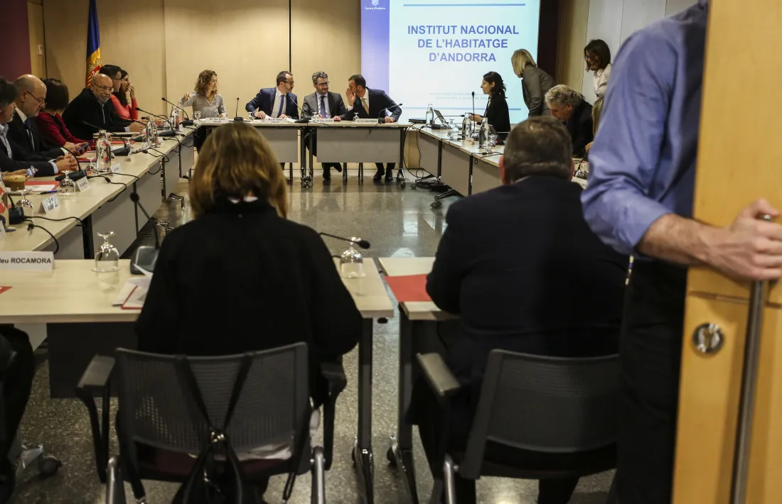 Un moment de la reunió de la Taula de l’habitatge d’ahir.