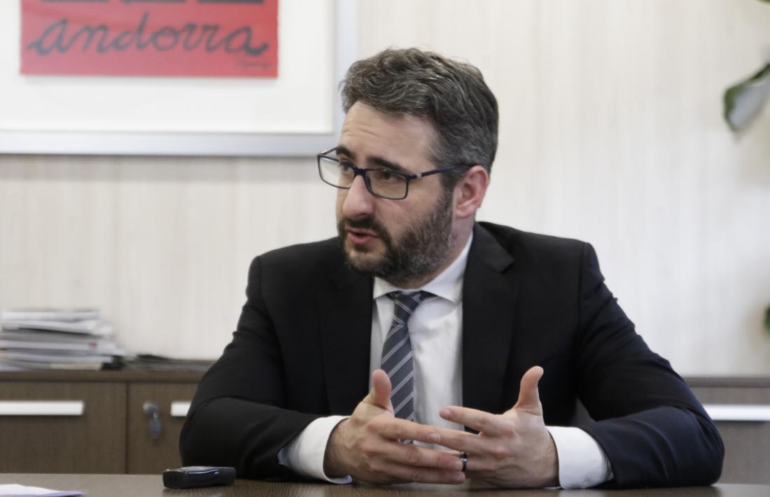 El ministre de Finances, Eric Jover, al seu despatx de l’edifici administratiu del Govern.