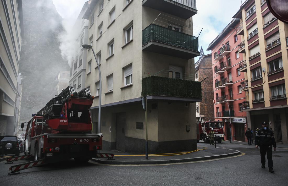 L'immoble afectat pel foc.