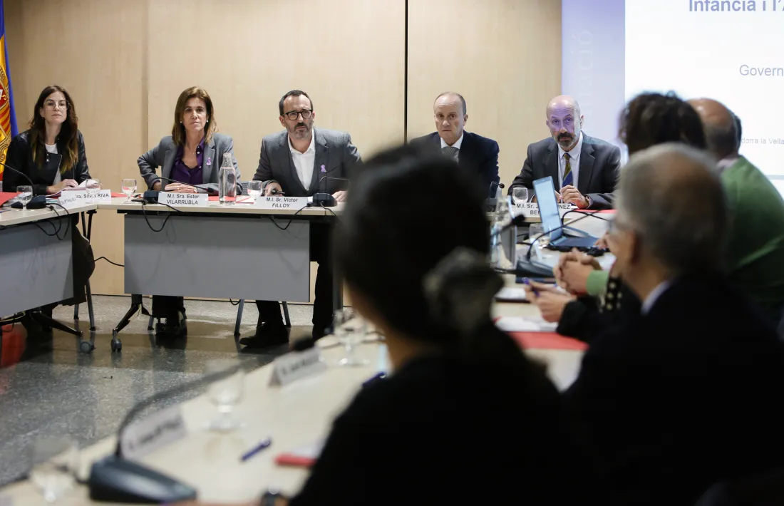 Un moment de la reunió de la comissió nacional de la infància i l’adolescència, ahir a la tarda.