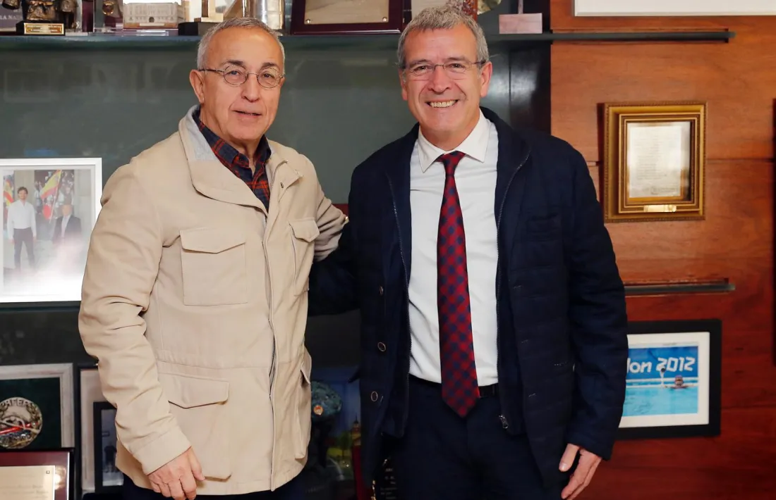   El president del COE, Alejandro Blanco, amb el síndic d’Aran, Francés Boya.