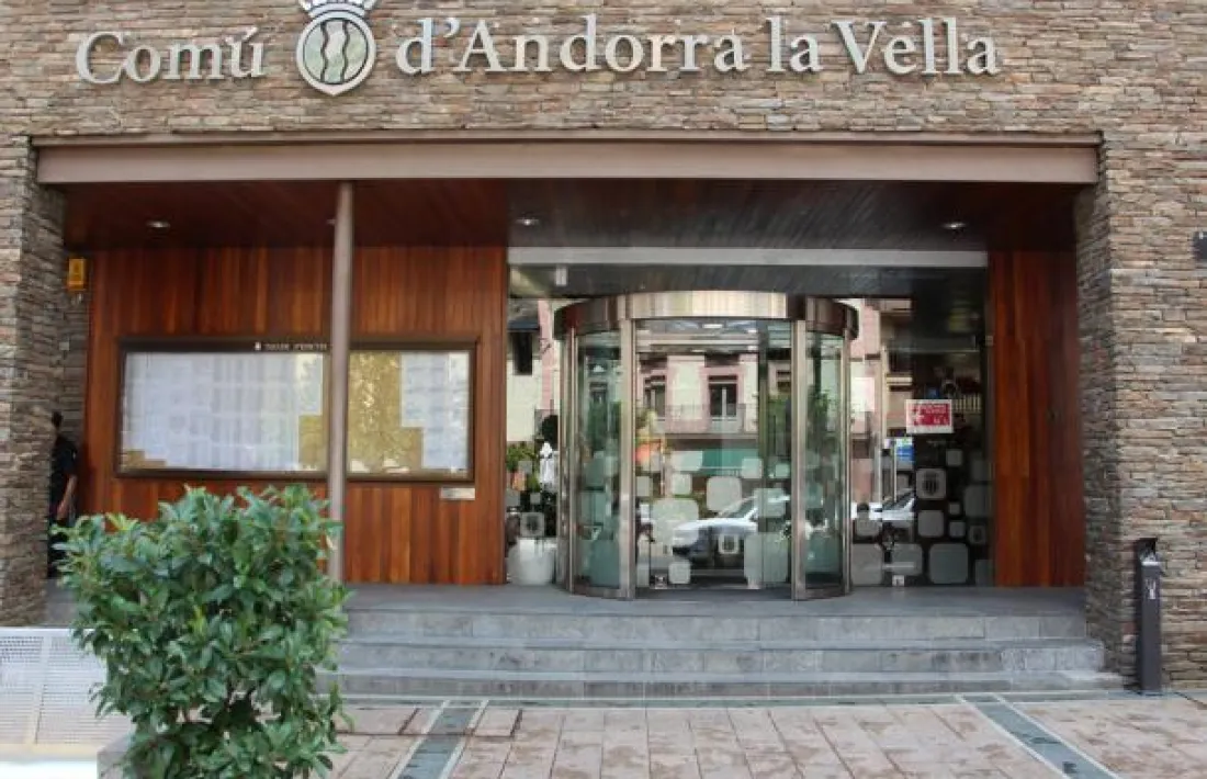 Vista de l'entrada del Comú d'Andorra la Vella