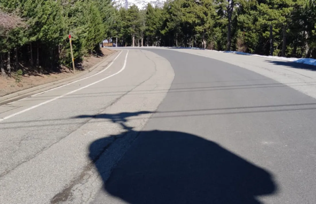 Ni una ànima a la carretera.