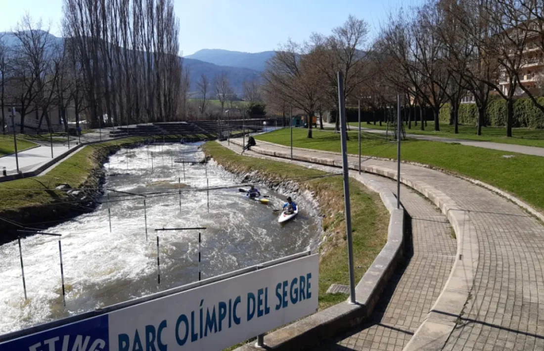 Ni una ànima al Parc del Segre.