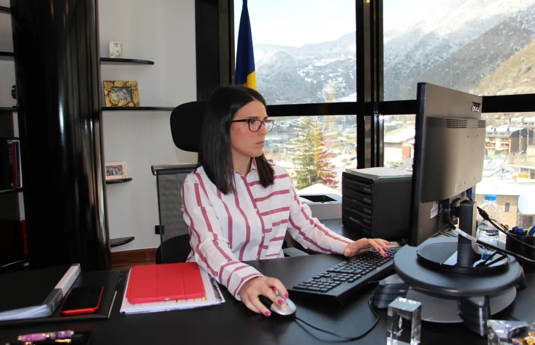 La cònsol major d'Encamp, Laura Mas, al seu despatx del Comú, ahir.