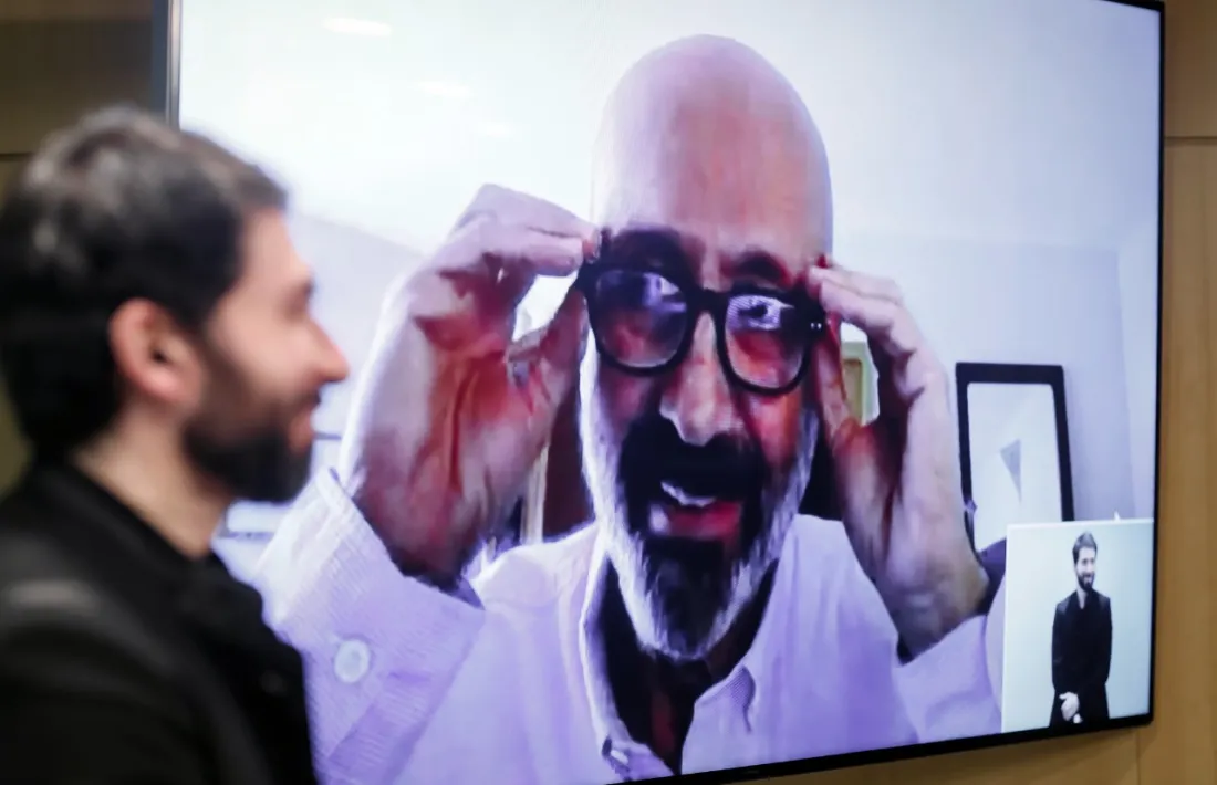 El titular de Salut, Joan Martínez Benazet, abans d'iniciar la seva compareixença d'aquest migdia.