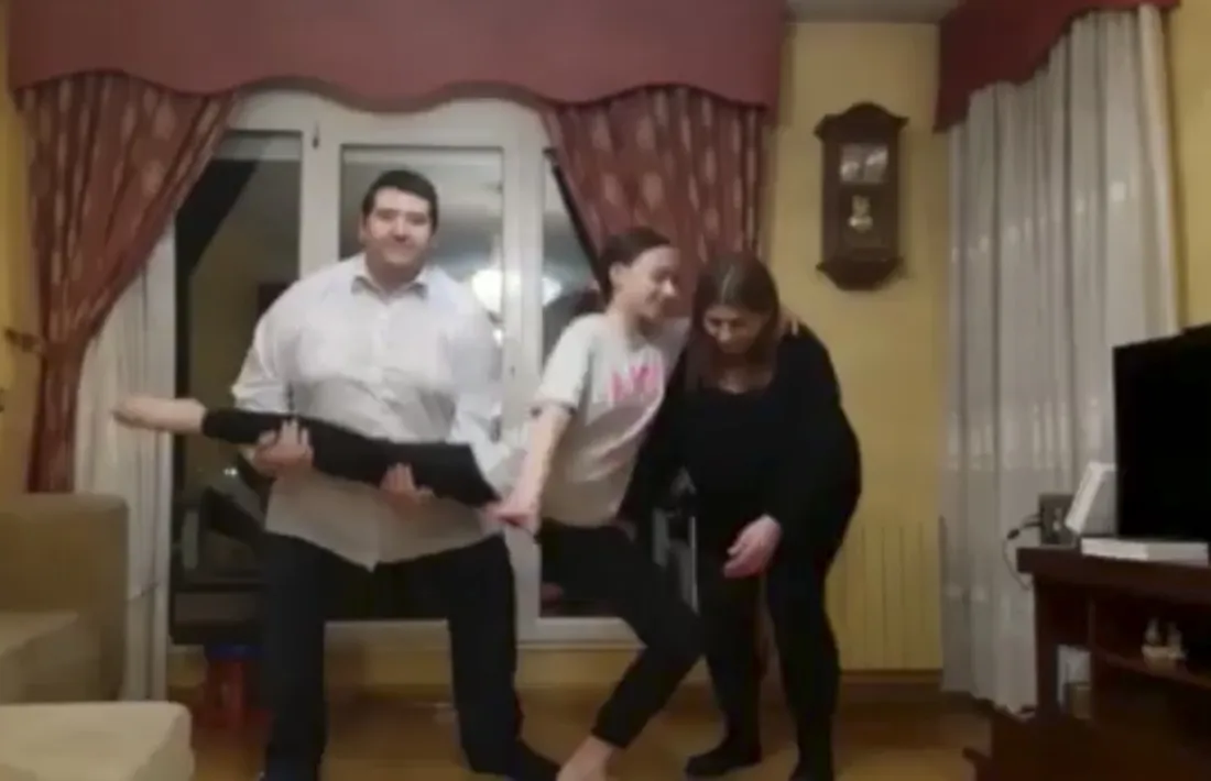 Gimnàstica rítmica... en família i en confinament per GAEE