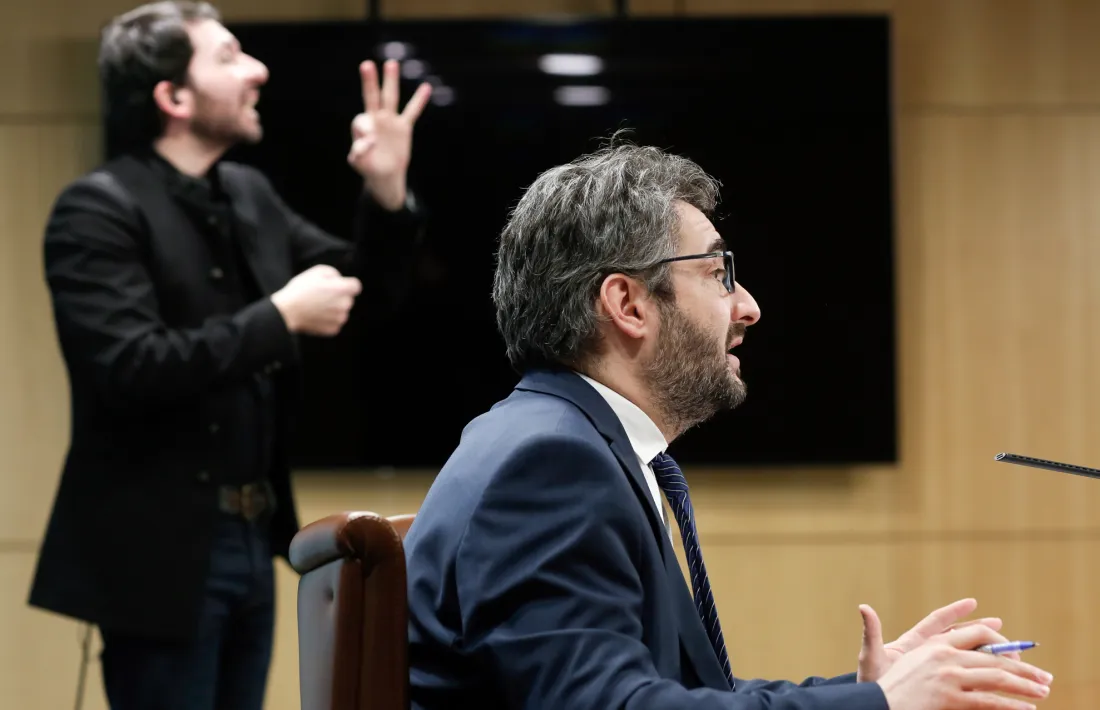 El ministre de Finances i portaveu de l’executiu en la compareixença d’ahir al vespre.