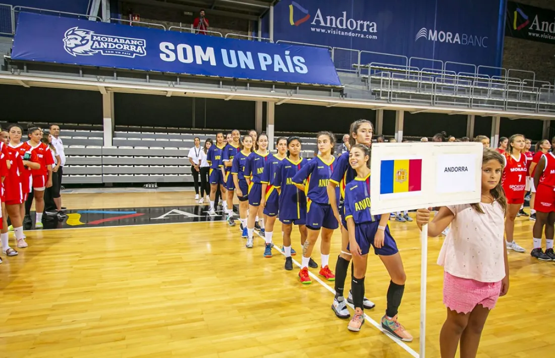 La selecció femenina U18 femenina li tocava ser novament amfitriona aquest estiu.