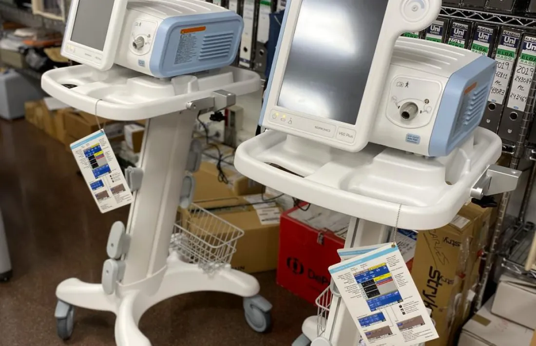 Els nous ventiladors, encara embalats, a les instal·lacions del SAAS.