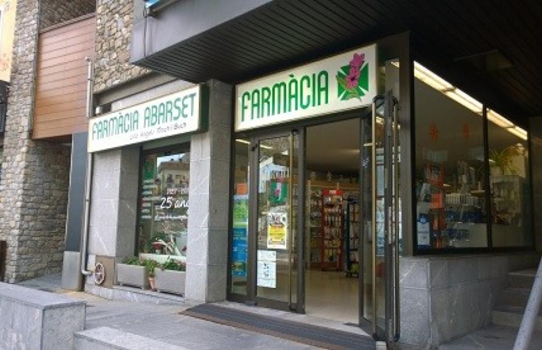 La farmàcia Abarset de Canillo.