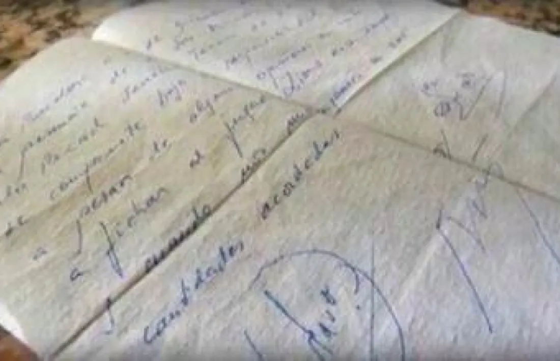 Mai s'havia parlat tant d'un tros de paper.