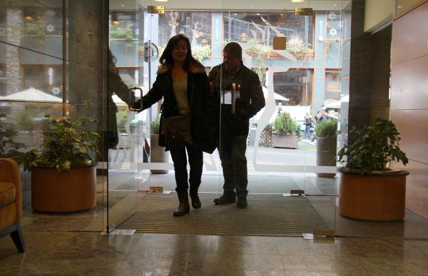150304_turistes-entrant-isard-dissabte-mgc_1501060100_139206_1332x886