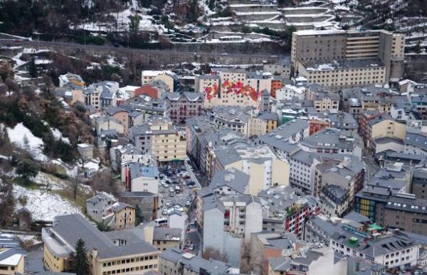 141537_andorra-escaldes_vistes-4_0