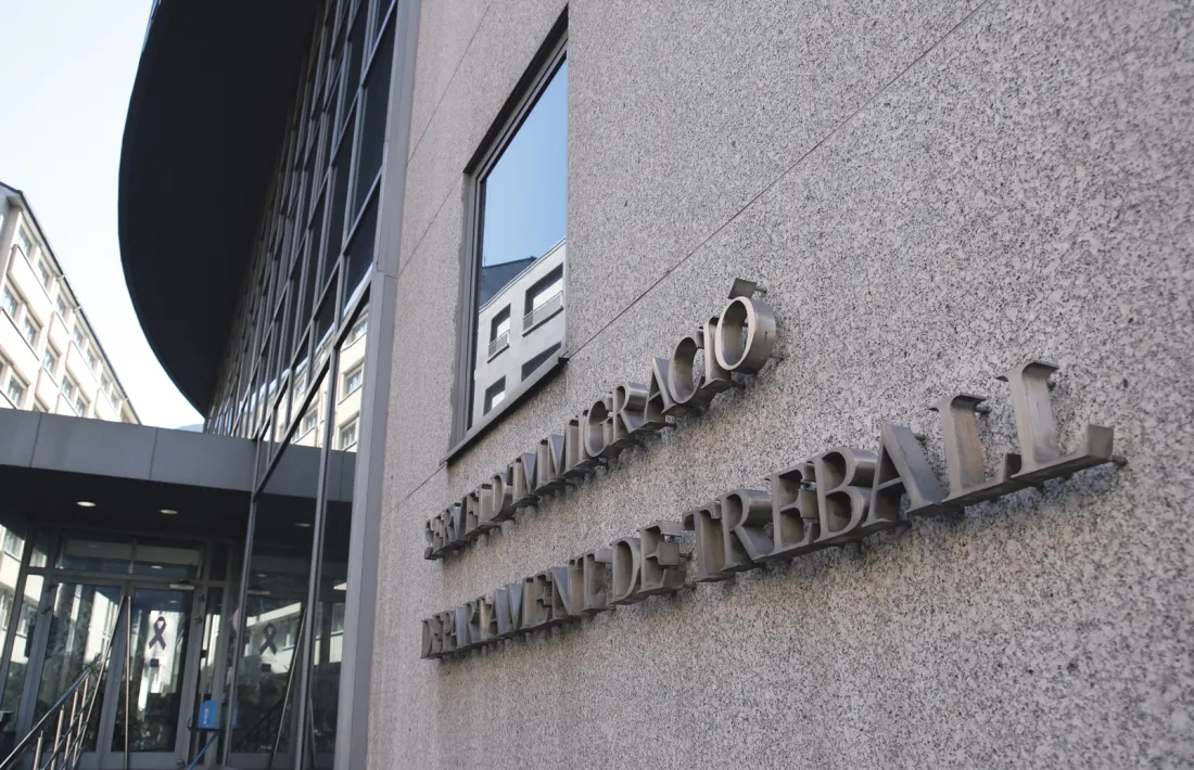 Les autoritzacions de residència s’allargaran fins al 15 de maig.