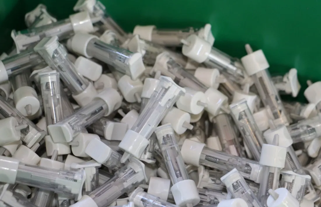 El material per fer els tests d'anticossos.