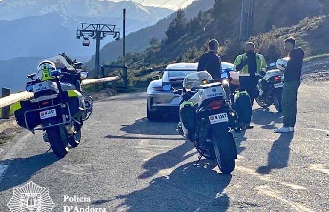 Els controls que la policia està fent a les carreteres secundàries.