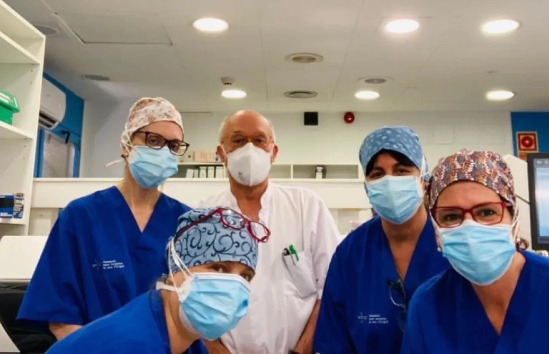 Imatge de part de l'equip que treballa a l'hospital de la Seu per combatre la Covid-19.