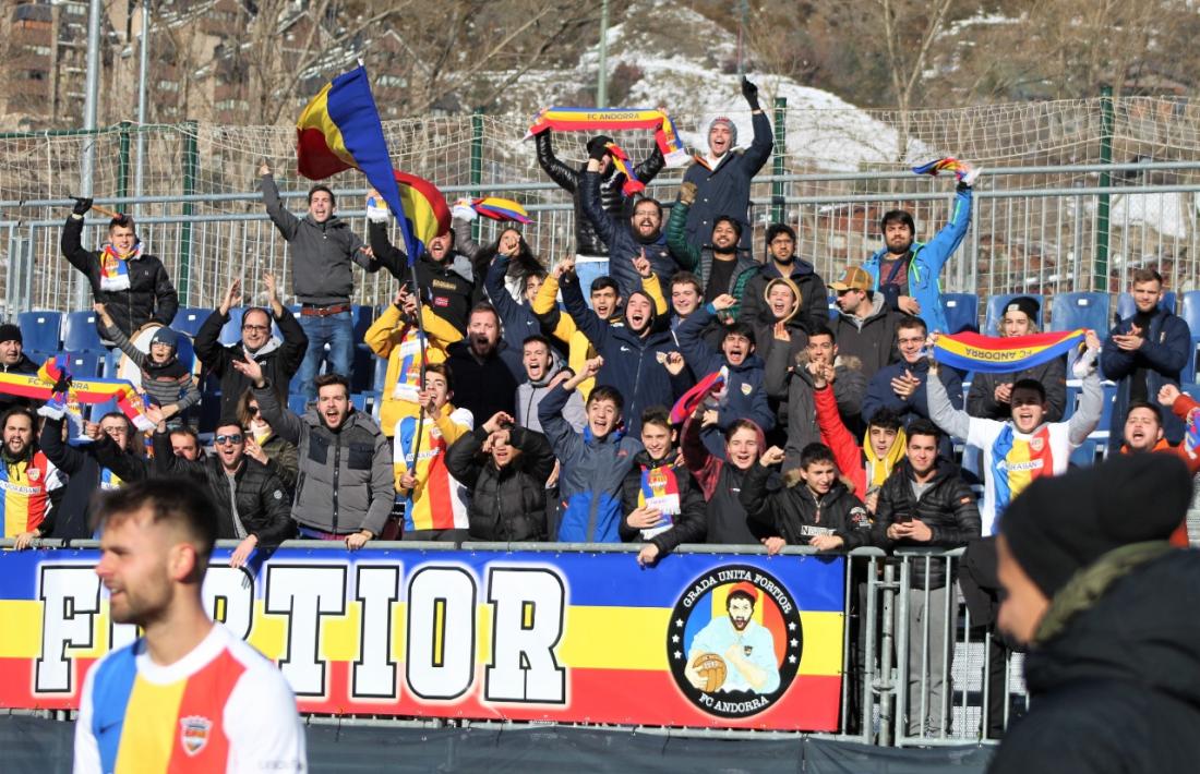 L'afició de l'FC Andorra, en un partit d'aquesta temporada.