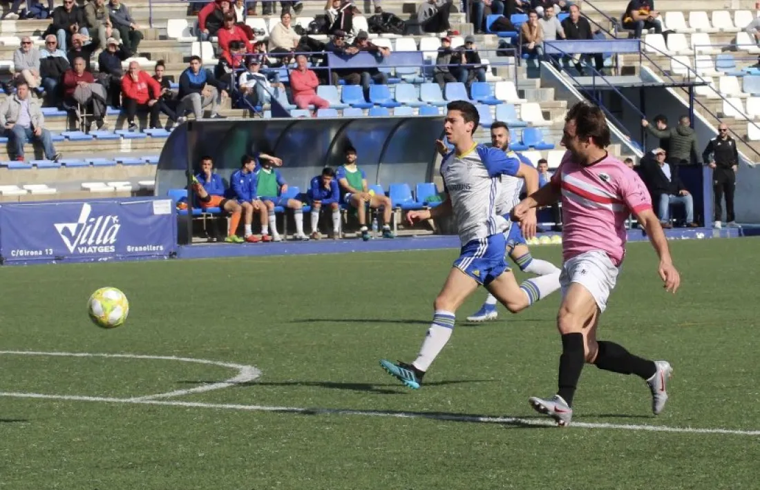 Max Llovera, amb l'Esport Club Granollers.